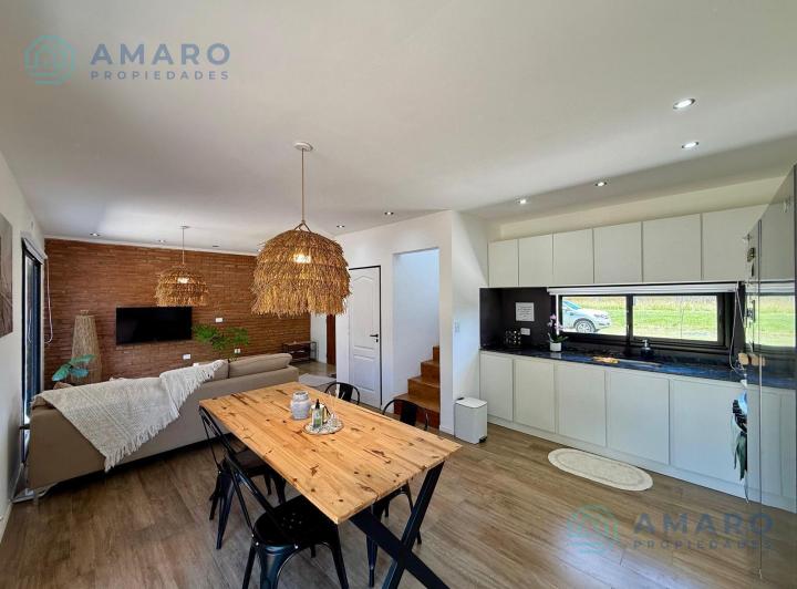 Casa · 91m² · 3 Ambientes · 1 Cochera