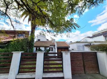 Casa de 5 ambientes, Ituzaingó · Casa con 3 Dorm. en Venta en Ituzaingó Norte