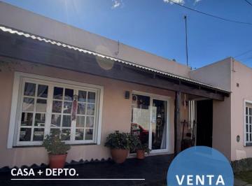 Casa de 4 ambientes, Tandil · Casa a La Venta Ubicada en Calle A. Brown Al 100.