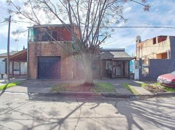 Casa · 166m² · 5 Ambientes · 2 Cocheras · Casa 5 Ambientes José C Paz Inversión Multifamilia