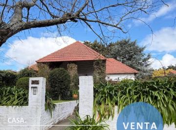Casa de 4 ambientes, Tandil · Casa en Venta | Fernández de La Cruz Al 800.