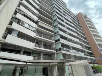 Departamento · 90m² · 4 Ambientes · Se Alquila Espectacular Departamento en Pichincha