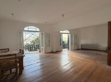 PH · 145m² · 4 Ambientes · PH en Villa Luro con Terraza y Balcón.