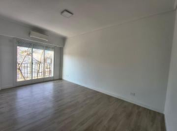 Departamento · 63m² · 3 Ambientes · Depto 3 Amb. en Venta en Villa Pueyrredon C/balcón