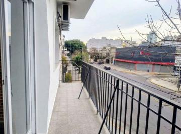 Departamento · 63m² · 3 Ambientes · Depto 3 Amb. en Venta en Villa Pueyrredon C/balcón
