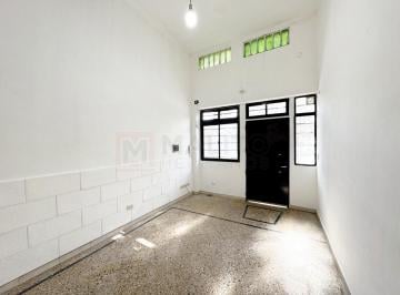 PH · 34m² · 2 Ambientes · PH 2 Ambientes con Ingreso Independiente en Mataderos
