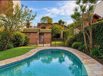 Casa · 219m² · 5 Ambientes · 1 Cochera · Casa en Wilde