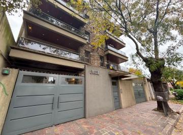 Departamento de 2 ambientes, Quilmes · Departamento de 2 Ambientes con Cochera y Baulera