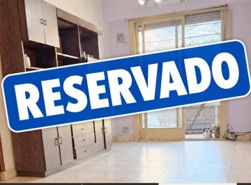 Departamento de 3 ambientes, Monte Castro · Departamento de 3 Ambientes - con Detalles - en Monte Castro - Apto Credito