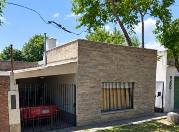 Casa de 4 ambientes, Esteban Echeverría · Oportunidad | Casa a Reciclar en Excelente Ubicación