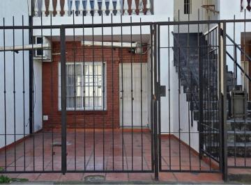 PH · 42m² · 2 Ambientes · Alquiler PH 2 Ambientes S/expensas en Villa Real