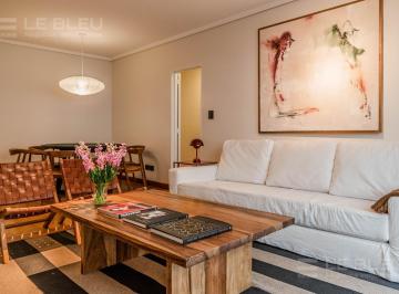 Departamento · 115m² · 5 Ambientes · 1 Cochera · Exclusivo Departamento Amoblado en Recoleta