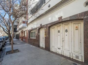 Casa · 196m² · 5 Ambientes · 1 Cochera · Casa 5 Ambientes Colegiales