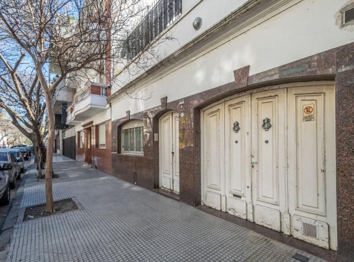 Casa · 196m² · 5 Ambientes · 1 Cochera