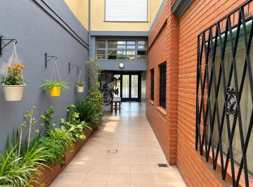 PH de 5 ambientes, Tres de Febrero · Venta PH Multifamiliar con Local Comercial en Caseros