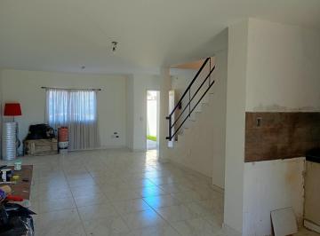 PH · 237m² · 4 Ambientes · 1 Cochera · Duplex 4 Ambientes. Presidente Derqui