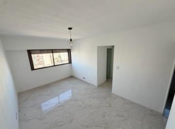 Departamento · 42m² · 2 Ambientes · Departamento 2 Ambientes Reciclado con Vista Abierta en Almagro.