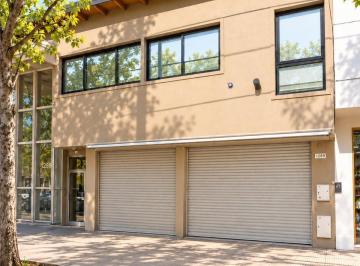 Local comercial · 128m² · Venta en Conjunto de 2 Locales Comerciales Sobre Av Montevideo. Berisso