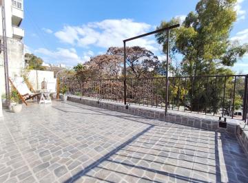 Casa de 5 ambientes, Villa General Mitre · Precioso y Muy Luminoso Dúplex con Cochera y Terraza