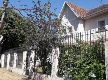 Casa · 750m² · 5 Ambientes · 2 Cocheras · Casa - Villa Ballester