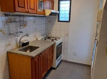 Casa · 80m² · 3 Dormitorios · 1 Cochera · Casa en Alquiler San Carlos
