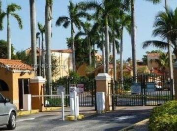 Casa · 88m² · 3 Ambientes · 2 Cocheras · Casa Chalet en Venta en Miami, Florida, Estados Unidos