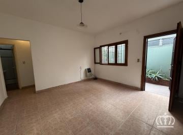 PH · 50m² · 3 Ambientes · Venta - Departamento Tipo Casa - 3 Ambientes con Dos Patios - Lanús Este