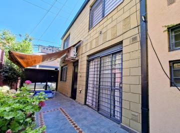 Casa · 65m² · 2 Ambientes · 1 Cochera · Casa, PH, en Venta en Haedo Norte, Financiacion