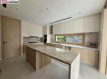 Casa · 429m² · 5 Ambientes · 4 Cocheras · Increíble Casa Sobre El Lago en Virazón Nordelta