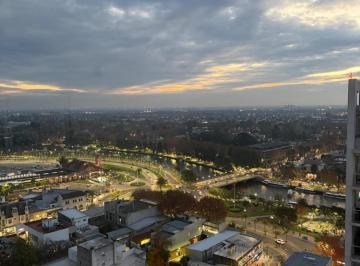 Departamento · 72m² · 3 Ambientes · 1 Cochera · 3 Amb. C/cochera Vista Al Río, C/luces, Cortinas y Aires.