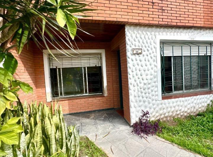 Casa · 80m² · 3 Ambientes · 1 Cochera