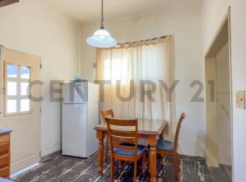PH · 86m² · 3 Ambientes · 1 Cochera · PH en Venta de Dos Dorm. en Ensenada