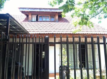 Casa · 140m² · 4 Ambientes · 1 Cochera · Venta Casa 4 Ambientes - Jose C Paz