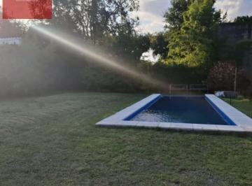 Terreno · 712m² · Terreno con Pileta en Venta en Villa Elisa