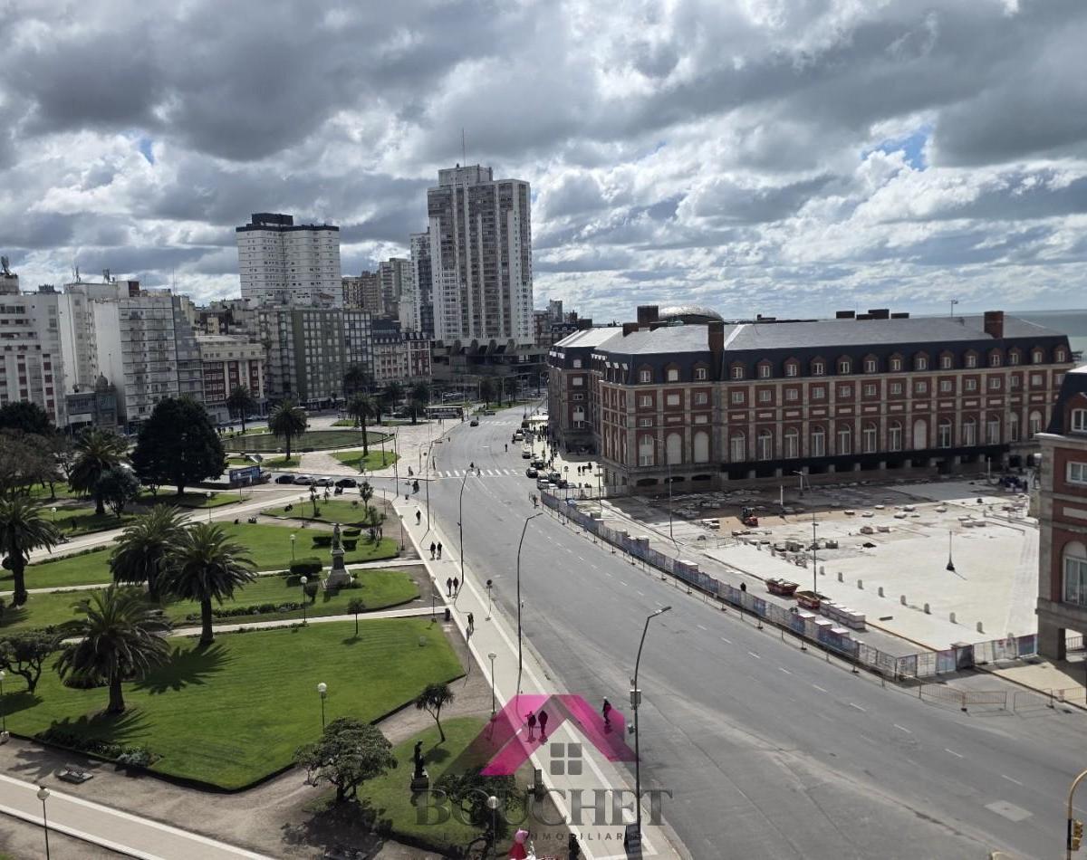 3 ambientes reciclado al frente con vista a Plaza Colón
