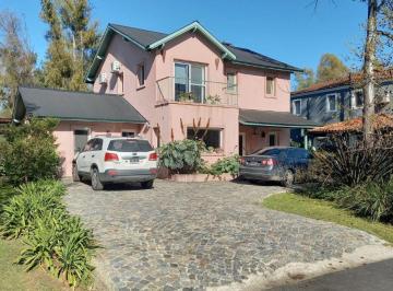 Casa de 6 ambientes, San Miguel · Casa en Barrio Cerrado - Bella Vista - Disponible Mes de Enero