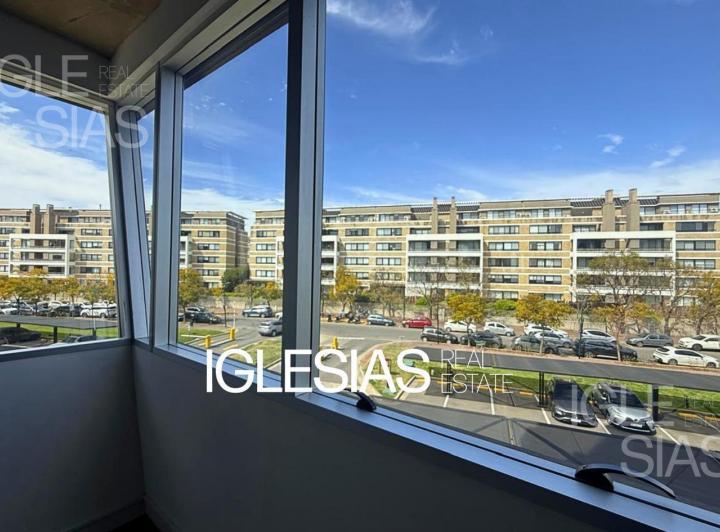 Oficina comercial · 78m² · 1 Ambiente · 1 Cochera