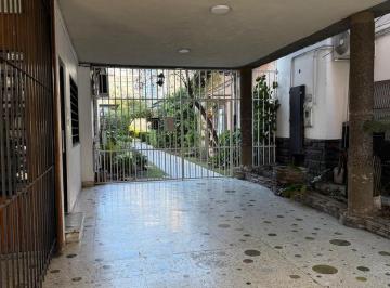 Casa · 80m² · 3 Ambientes · Santilli - Italia 250 D:3 Las Lomitas