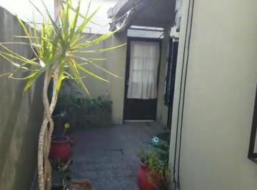 PH · 66m² · 3 Ambientes · Casa en PH Fondo