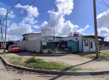 Casa de 4 ambientes, Florencio Varela · Gran Oportunidad de Inversión: Propiedad en Lote Propio con Amplio Potencial – Florencio Varela