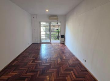Departamento · 48m² · 2 Ambientes · Excelente Depto de 2 Amb Al Frente con Amplio Balcon!