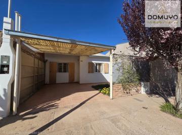 Casa · 60m² · 4 Ambientes · Casa en Plottier