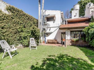 Casa · 174m² · 6 Ambientes · 1 Cochera · Venta Casa 6 Amb - Devoto - Jardin - Cochera