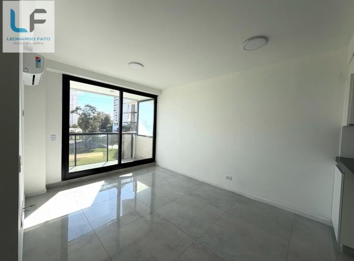 Oficina comercial · 42m² · 2 Ambientes · 1 Cochera