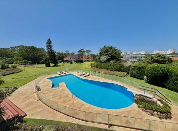 Foto1 · Venta Casa Mansa Punta del Este Piscina