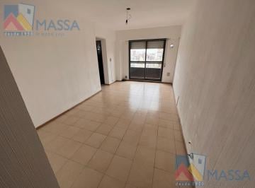 Departamento · 41m² · 1 Dormitorio · En Alquiler Dpto 1 Dormitorio! San Luis 948 con Balcon! Cocina con Espacio Para Lavarropas!