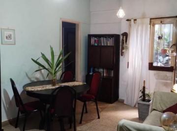 Departamento · 72m² · 3 Ambientes · Departamento en Venta - 2 Dorm. 1 Baño - 80 m - Lomas de Zamora (Partido)