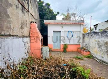 Casa · 173m² · 4 Ambientes · Casa a Reciclar con Gran Potencial – Centro de Morón