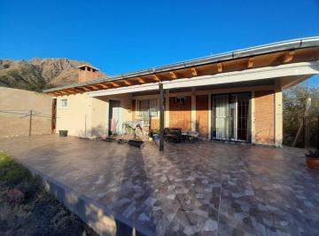 Casa · 140m² · 4 Ambientes · 2 Cocheras · Se Vende Casa Altos del Portezuelo