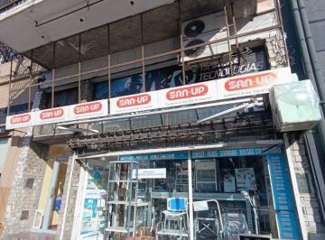 Local comercial , Flores · Local Comercial en Venta Sobre Av Rivadavia – Flores